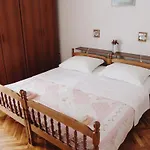 Διαμέρισμα Stella *