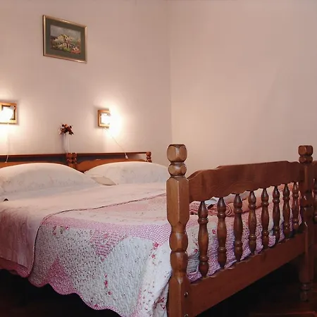 Stella * مالينسكا